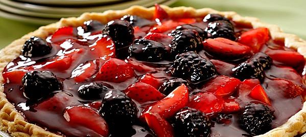 Boysenberry Strawberry Glazed Pie