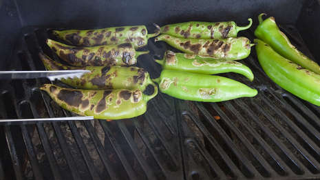 roasting hatch chile peppers